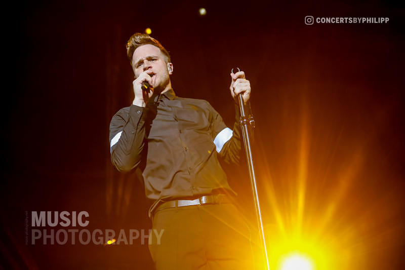Olly Murs pictured live on stage in Hamburg, o2 World | © philipp.io