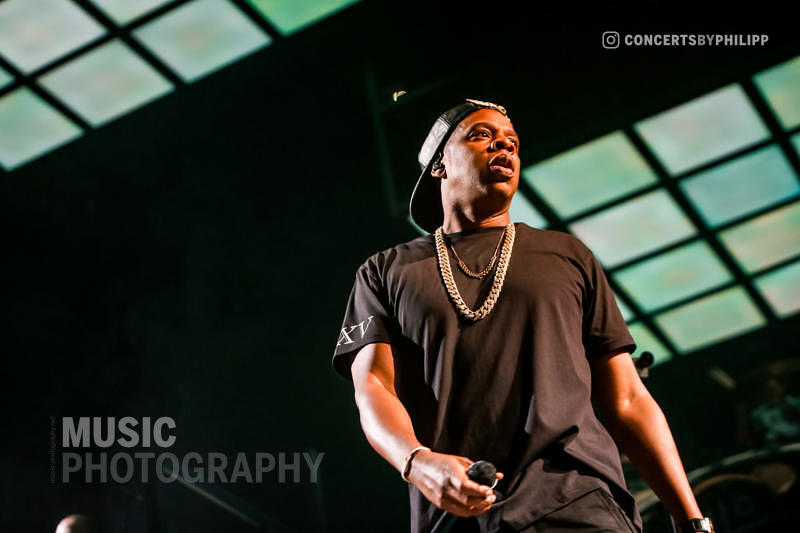 Jay-Z pictured live on stage in Hamburg, o2 World | © philipp.io