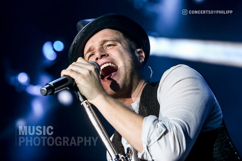 Olly Murs pictured live on stage in Hamburg, Sporthalle | © philipp.io