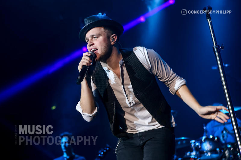 Olly Murs pictured live on stage in Hamburg, Sporthalle | © philipp.io